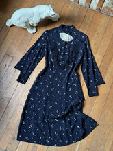 Load image into Gallery viewer, vintage 1930s rayon dress {m}