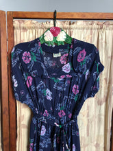 Load image into Gallery viewer, vintage 1940s novelty rayon dress {s-l}