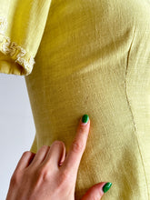 Load image into Gallery viewer, vintage 1940s yellow linen skirt suit {s}