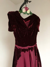 Load image into Gallery viewer, vintage 1940s evening dress {xs}