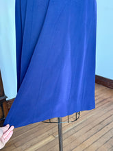 Load image into Gallery viewer, vintage 1940s navy rayon dress {m}