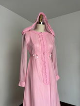 Load image into Gallery viewer, vintage 1960s hooded gown {xs}
