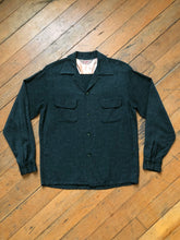 Load image into Gallery viewer, vintage 1950s green fleck shirt