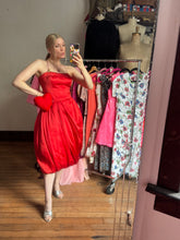 Load image into Gallery viewer, vintage 1950s bubble hem party dress {xs}