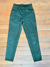 Load image into Gallery viewer, vintage 1990s green LEVIS 550s 28"W
