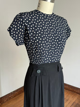 Load image into Gallery viewer, vintage 1940s polka dot rayon dress {m}