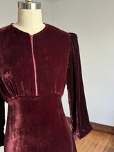 Load image into Gallery viewer, vintage 1930s velvet half zip dress {s/m}