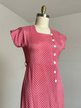 Load image into Gallery viewer, vintage 1940s pink polka dot dress {m}