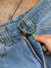 Load image into Gallery viewer, vintage 1970s GWG Scrubbies denim jeans 27/28W