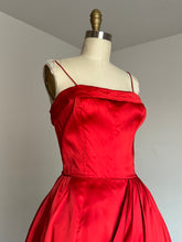 Load image into Gallery viewer, vintage 1950s bubble hem party dress {xs}