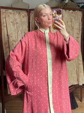 Load image into Gallery viewer, vintage 1940s pink gabardine jacket {L-XL}