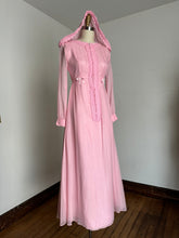 Load image into Gallery viewer, vintage 1960s hooded gown {xs}
