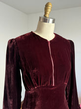 Load image into Gallery viewer, vintage 1930s velvet half zip dress {s/m}