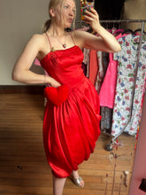 Load image into Gallery viewer, vintage 1950s bubble hem party dress {xs}