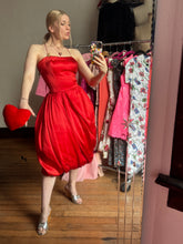 Load image into Gallery viewer, vintage 1950s bubble hem party dress {xs}