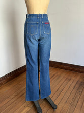 Load image into Gallery viewer, vintage 1970s Sasson denim jeans 28W