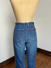 Load image into Gallery viewer, vintage 1970s Sasson denim jeans 28W