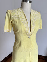 Load image into Gallery viewer, vintage 1940s yellow linen skirt suit {s}