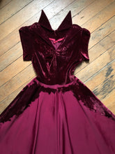 Load image into Gallery viewer, vintage 1940s evening dress {xs}