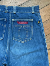 Load image into Gallery viewer, vintage 1970s Sasson denim jeans 28W