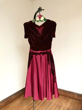 Load image into Gallery viewer, vintage 1940s evening dress {xs}