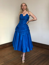 Load image into Gallery viewer, vintage 1950s blue party dress {xs}