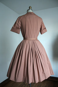 vintage 1950s brown shirtwaist dress {s}