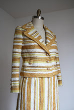 Load image into Gallery viewer, vintage 1960s tweed skirt suit {m}