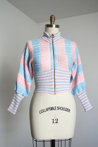 vintage 1970s dramatic sweater {xs-m}