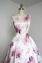 Load image into Gallery viewer, vintage 1950s pink floral dress {s}