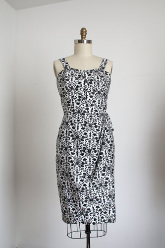 MARKED DOWN vintage 1950s sarong dress {M}