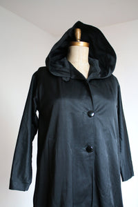 vintage 1940s coat with hood {L}