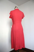 Load image into Gallery viewer, vintage 1940s 50s coral dress {L}