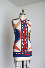 Load image into Gallery viewer, MARKED DOWN vintage 1960s FISH tunic {xs-m}