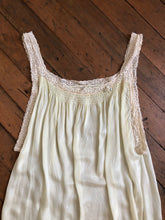 Load image into Gallery viewer, vintage 1920s sheer green slip {L}