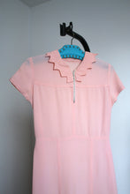 Load image into Gallery viewer, vintage 1930s pink rayon dress {s}