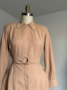 vintage 1940s beige coat {s/m}