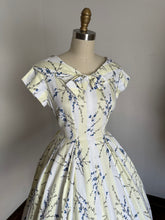 Load image into Gallery viewer, vintage 1950s botanical dress {xs}