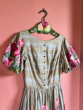 Load image into Gallery viewer, vintage 1960s John Wolf textiles floral cotton dress {s}