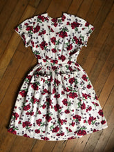Load image into Gallery viewer, vintage 1940s floral dress {xs/s}