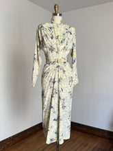 Load image into Gallery viewer, vintage 1940s novelty print rayon dress {xs}