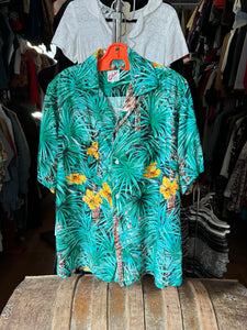 vintage 1960s rayon Hawaiian shirt - loop collar