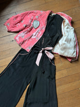 Load image into Gallery viewer, vintage 1940s plush velvet bed jacket {XL}