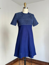 Load image into Gallery viewer, vintage 1960s striped knit Bernshaw English dress {xxs}