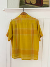 Load image into Gallery viewer, vintage 1960s plaid short sleeve shirt - loop collar