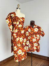Load image into Gallery viewer, vintage 1950s Alfred Shaheen sarong dress &amp; men’s shirt set