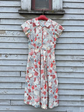 Load image into Gallery viewer, vintage 1950s novelty people print dress {m}