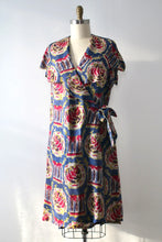 Load image into Gallery viewer, vintage 1930s wrap dress