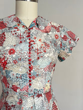Load image into Gallery viewer, vintage 1950s novelty people print dress {m}