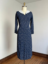 Load image into Gallery viewer, vintage 1930s navy rayon dress {m}